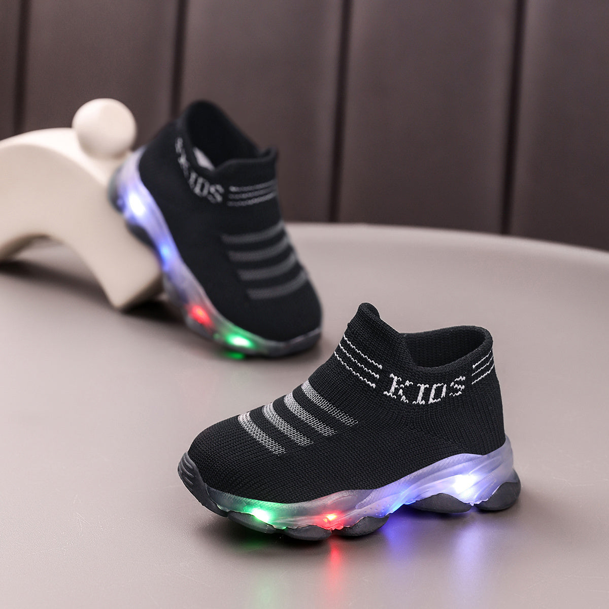 Kids' LED Light-Up Sneakers - Breathable, Non-Slip Slip-On Walking Shoes with Cute Cartoon Designs for Boys & Girls - Perfect for All Seasons