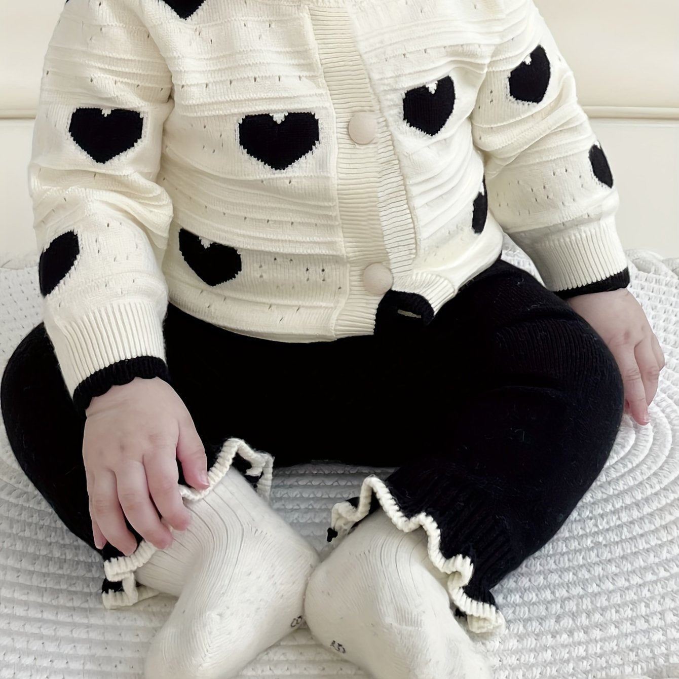 2pcs Adorable Heart Pattern Baby Girl's Sweater Cardigan Set - Soft Knitted Fabric, Casual Style, Warm Winter Fall Clothing - Toddler & Infant Girl's Outfit for Cold Weather