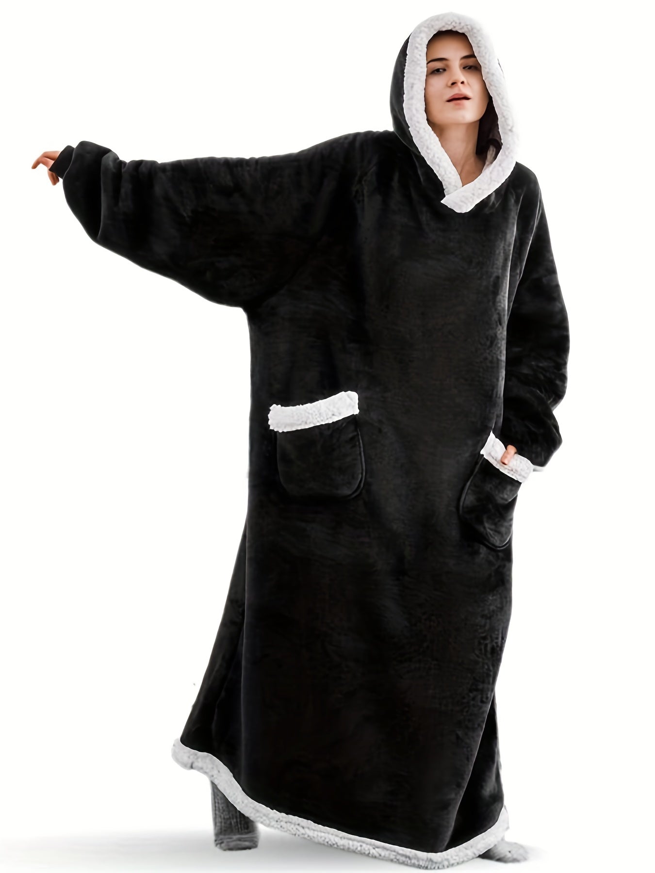 Cozy Plus-Size Hooded Fleece Robe - Winter Casual Comfort with Pockets & Stretch Fabric, Machine Washable