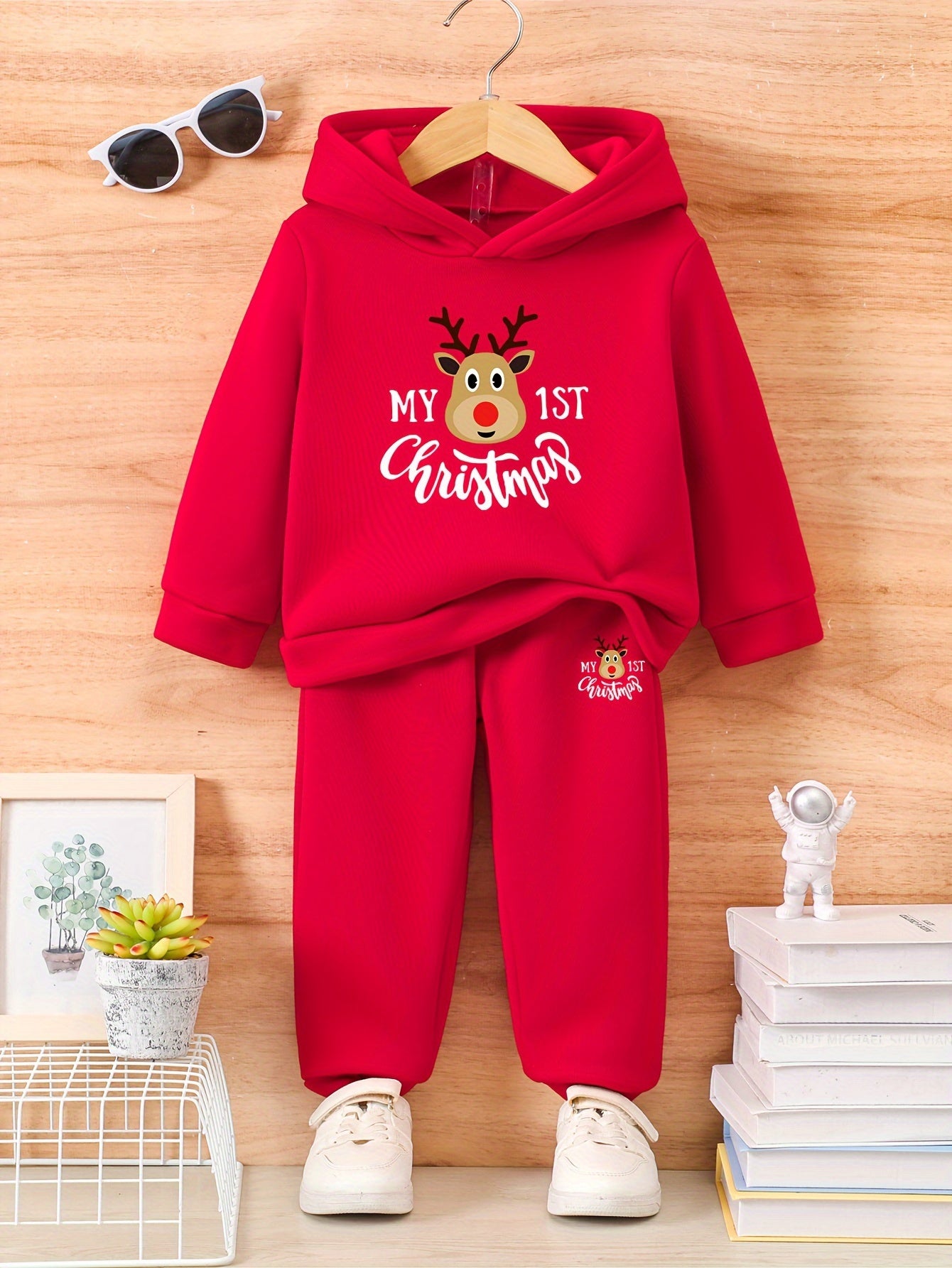 Cozy Boys' Christmas Hoodie & Joggers Set - Fleece-Lined, Warm Printed Outfit for Fall/Winter, Perfect for Outdoor