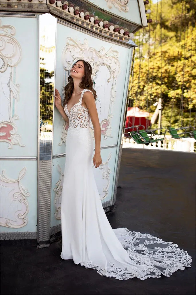 Modest Satin Lace Appliqued Wedding Dresses With Straps Back Buttons Long Mermaid Bridal Gown Court Train Boho Garden Simple Bride Reception Robes de Mariee CL3497