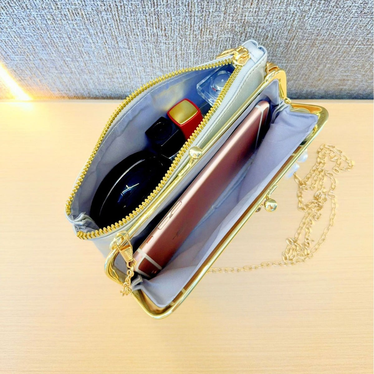 New New pearl clutch bag, dress bag, banquet bag, cheongsam bag, dinner bag, rhinestone portable shoulder messenger bag.