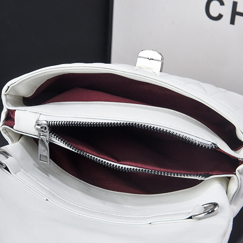 2025 Bag Autumn Women's popular Premium Folded Bag Rhinestone Chain Women's Bag Fashion Versatile Soft Leather Textured Shoulder Bag