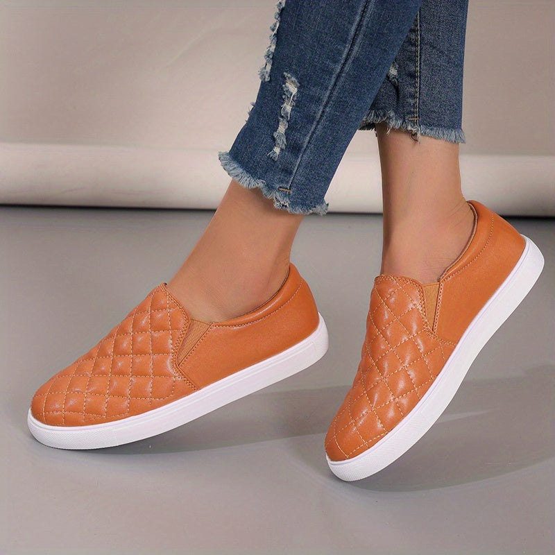 Stylish Women's Quilted Loafers - Comfortable Slip-On Shoes with Low Top Design, Solid Color, Breathable, and Soft Insoles for Casual Walking and Skateboarding - Easy to Wear and Remove