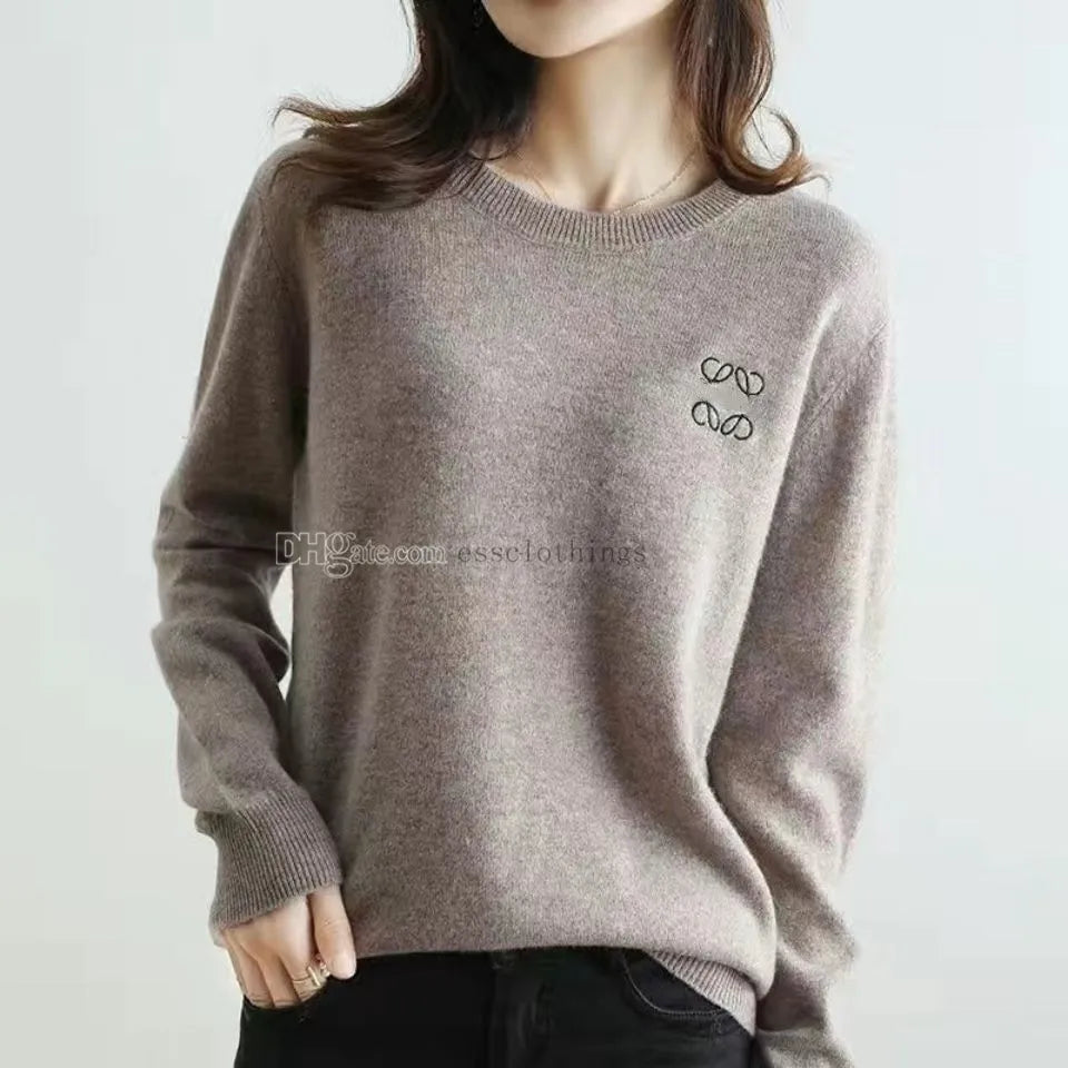 Designer Womens Sweaters loewees Sweater Knit sweatshirt Autumn and winter crew neck Long Slevee Cardigan Hoodie letter embroidery Clothing Casual Warm