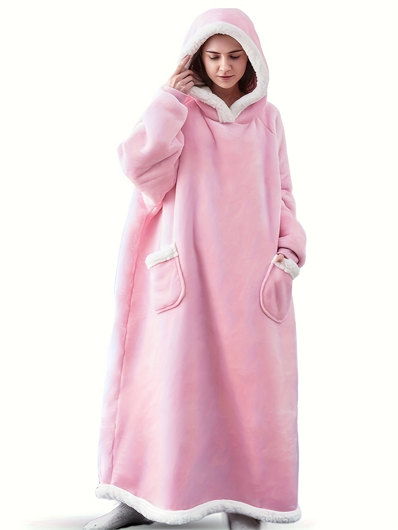 Cozy Plus-Size Hooded Fleece Robe - Winter Casual Comfort with Pockets & Stretch Fabric, Machine Washable