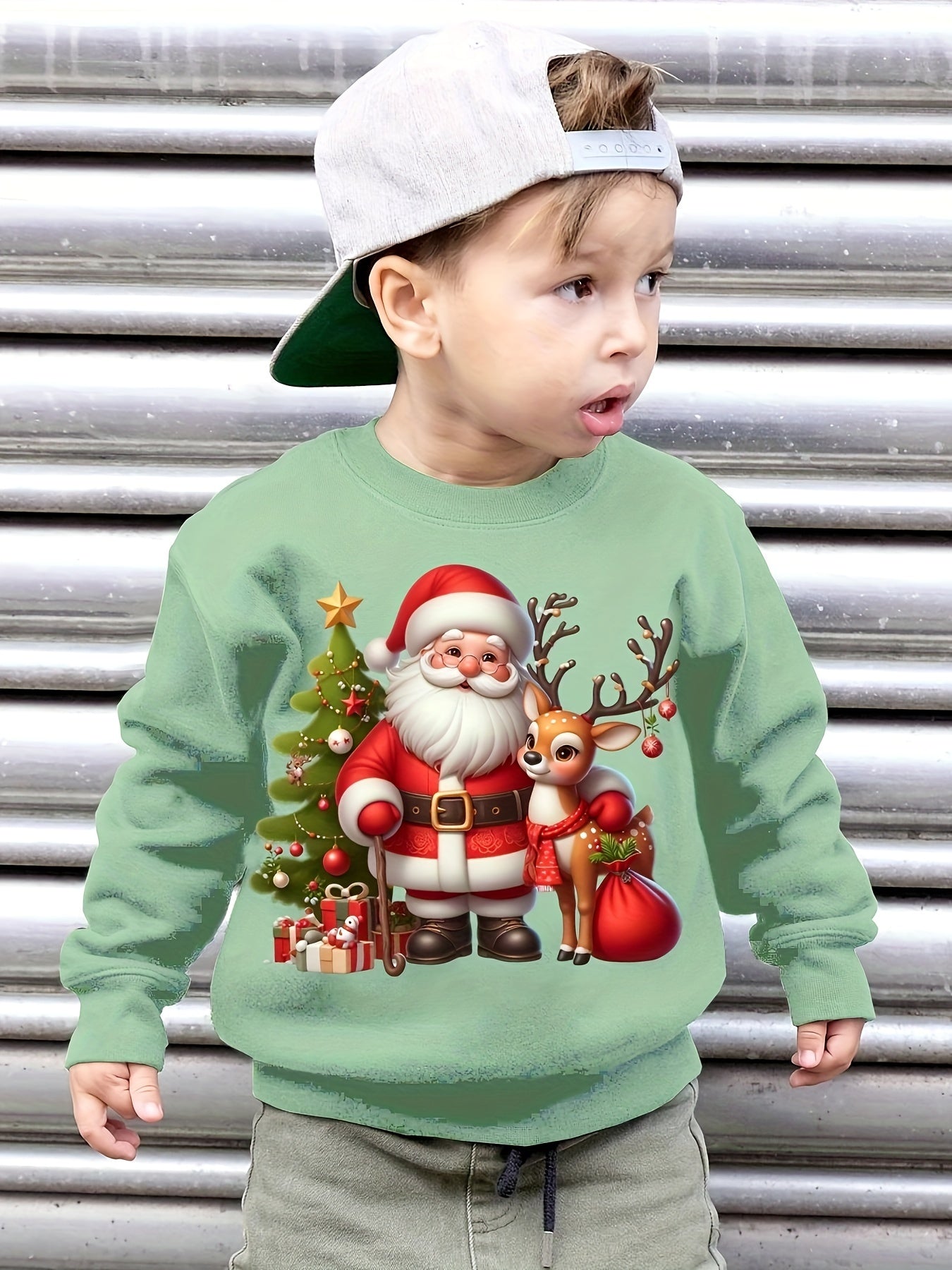 1pc Festive Christmas Santa and Reindeer Print Long Sleeve Pullover Sweatshirt for Boys, Casual Round Neck Polyester Knitwear with Embroidered Details, Regular Fit for Autumn/Winter