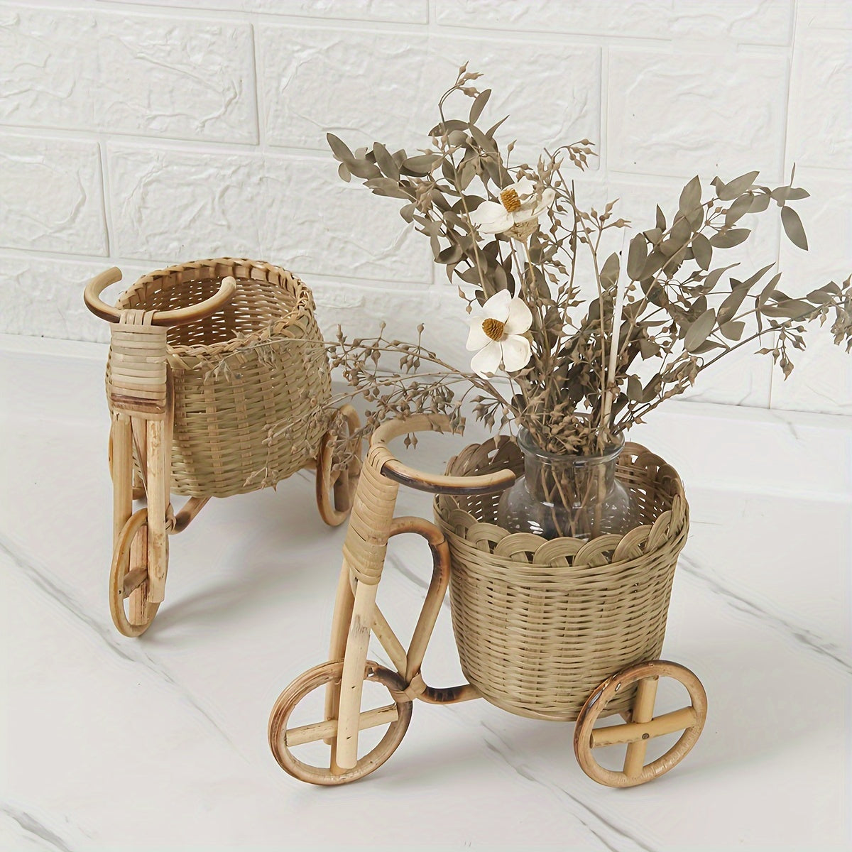 Rustic Bamboo Decorative Tricycle Art Basket, Mini Handcrafted Storage Tray with Abstract Pattern, Arts Theme Desk Organizer for Living Room, Bedroom - Festive Holiday Decor for Christmas, Halloween, Thanksgiving, Valentine's Day, Mother's Day (Set of 1)