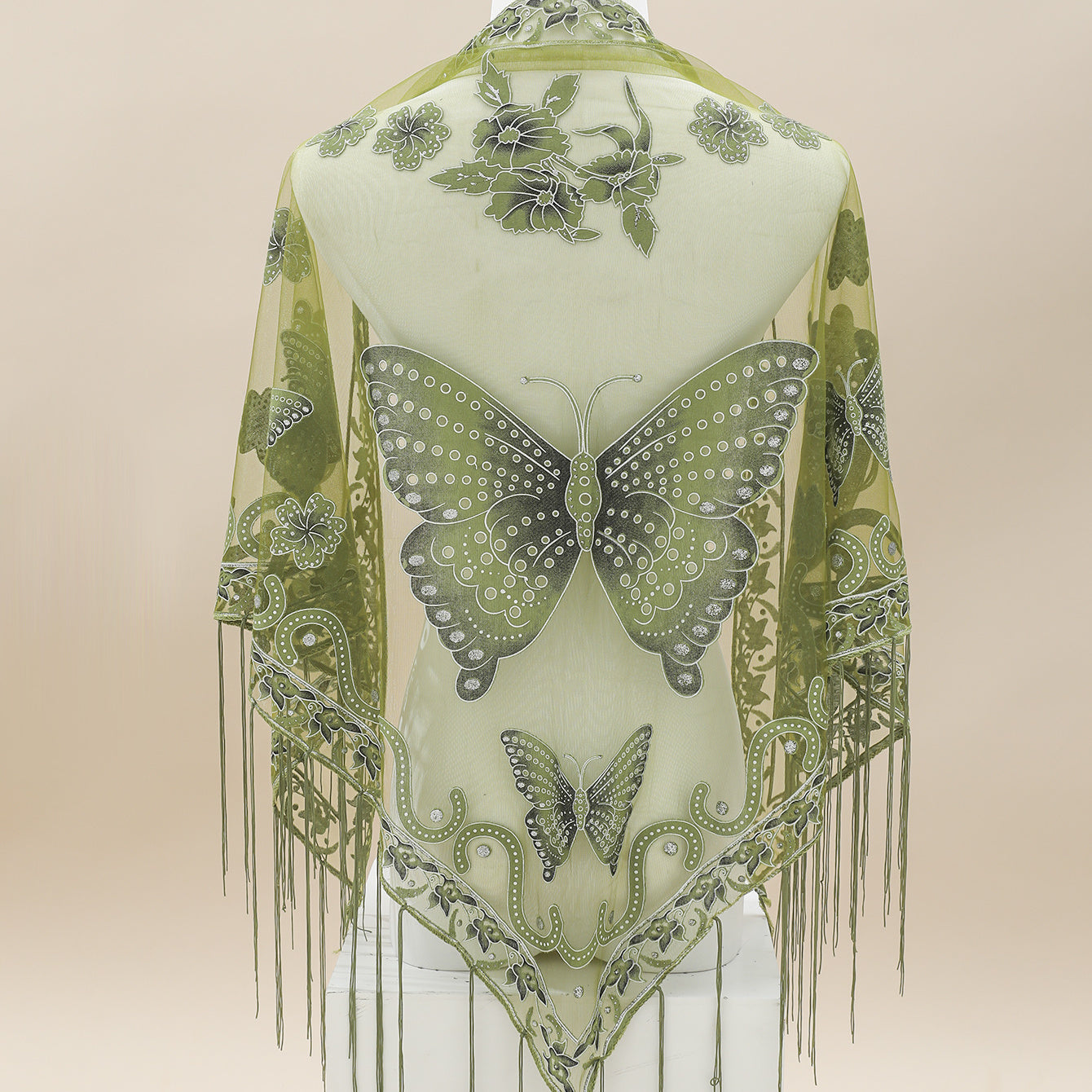 29.5"×55.1" Elegant Triangle Shawl - Breathable, Windproof, and Embroidered with Butterfly Flower Lace - Stylish Outdoor Accessory for Women