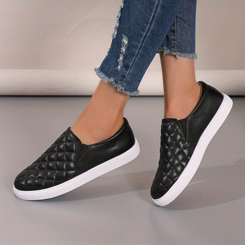 Stylish Women's Quilted Loafers - Comfortable Slip-On Shoes with Low Top Design, Solid Color, Breathable, and Soft Insoles for Casual Walking and Skateboarding - Easy to Wear and Remove