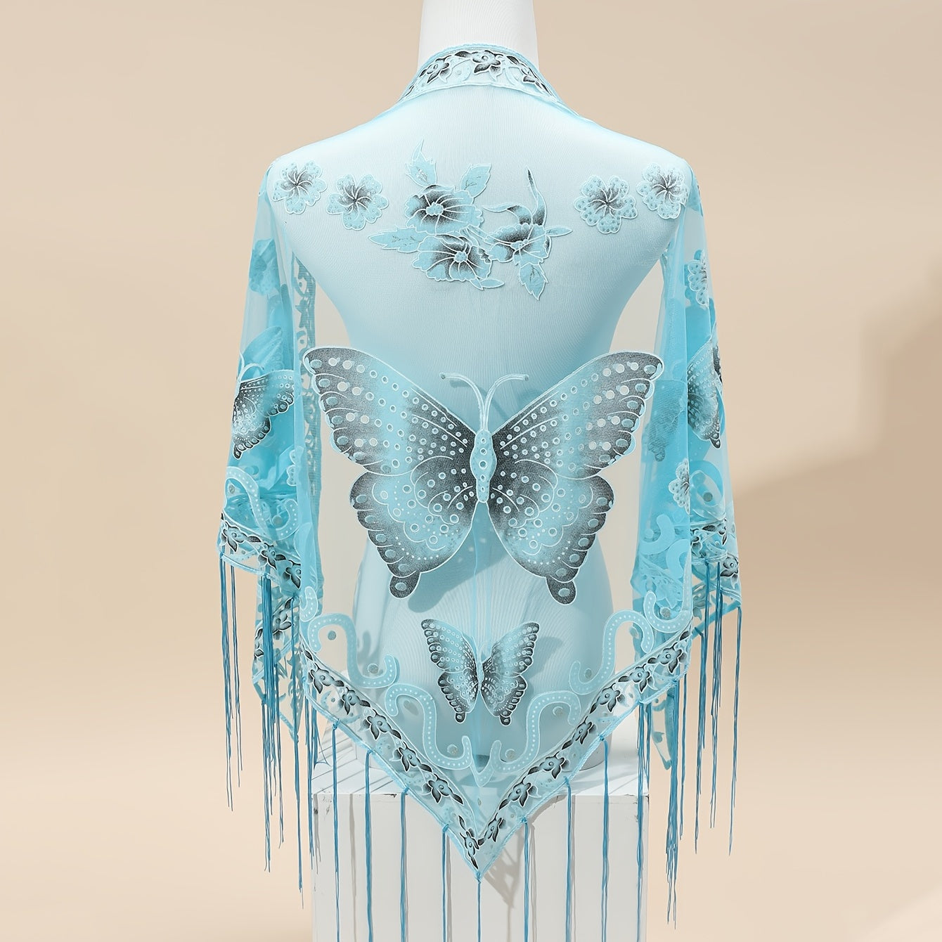 29.5"×55.1" Elegant Triangle Shawl - Breathable, Windproof, and Embroidered with Butterfly Flower Lace - Stylish Outdoor Accessory for Women