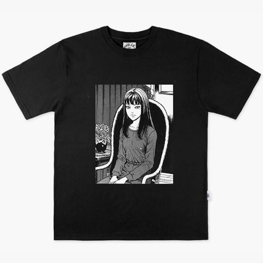 benpaolv Horror Aesthetic Junji Ito Tomie Sitting and Staring T-Shirt