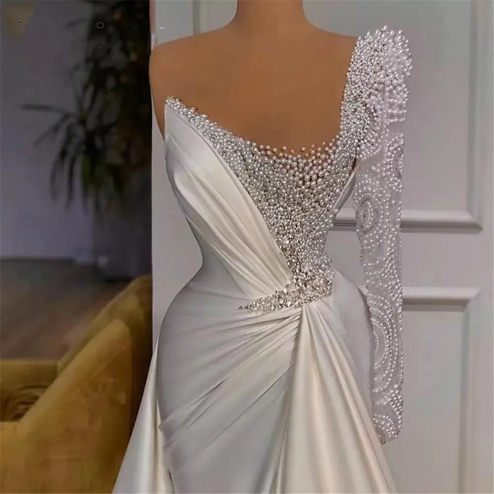 Sexy Luxury White Mermaid Wedding Dresses Illusion Pearls Beadings One Shoulder Satin Long Sleeve Plus Size Bridal Gowns vestidos de novia BES121