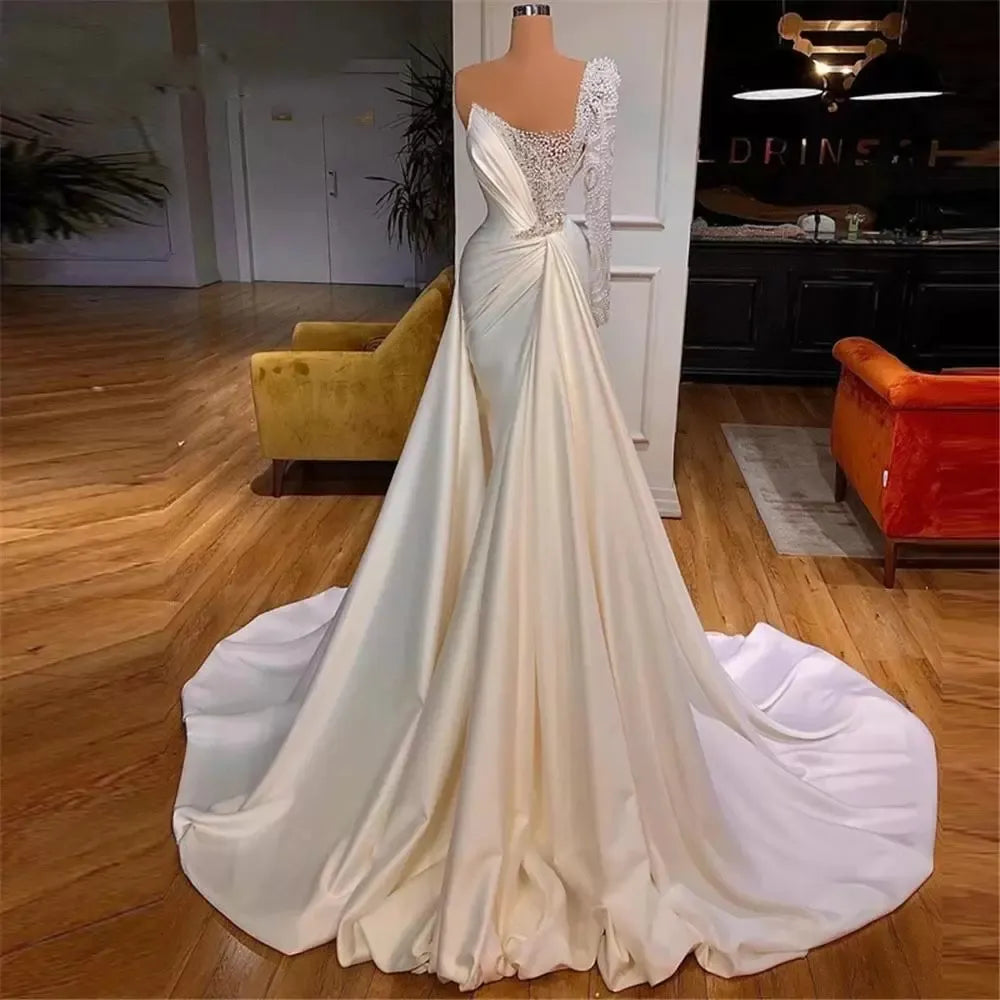 Sexy Luxury White Mermaid Wedding Dresses Illusion Pearls Beadings One Shoulder Satin Long Sleeve Plus Size Bridal Gowns vestidos de novia BES121